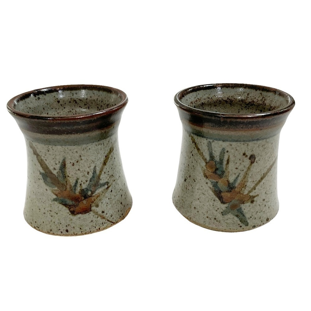 Set of 2 Studio Pottery mugs with handles . Artist Signed 12 ounce each - Picture 2 of 12